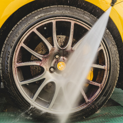 Iron Remover - Removes ferrous dirt from wheels, bodywork and windows 1000ml